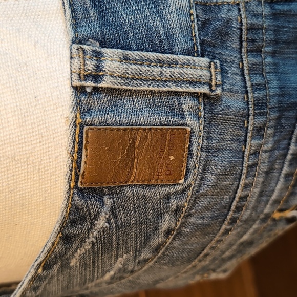 Maurices PREMIUM MINI JEAN SKIRT Festival Denim SZ 9/10 - Picture 9 of 13